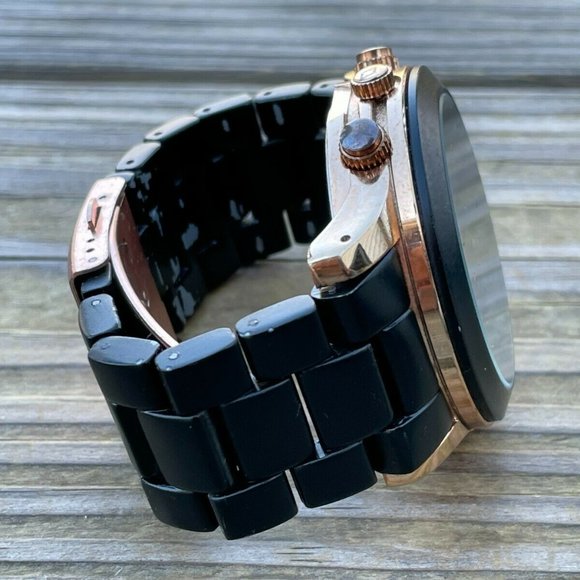 Akribos XXIV Ladies Wrist Watch Black/Gold Tone Analog Multi Function Watch - Picture 10 of 11